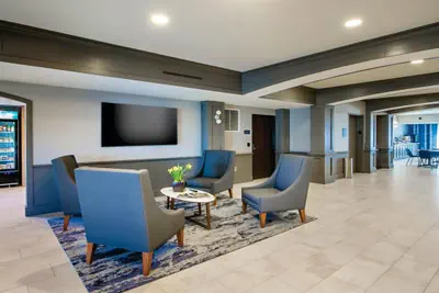 Photo 5 - Winds Hotel at Crosswinds Casino