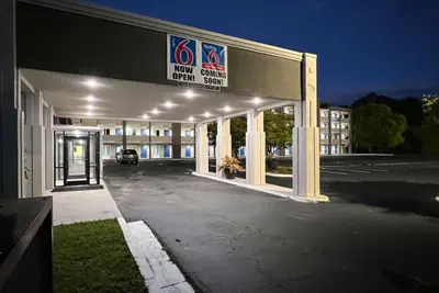 Photo 2 - Motel 6 West Columbia SC Airport