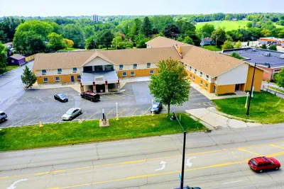 Photo 3 - Equality Inn