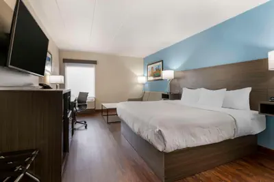 Photo 5 - Best Western Plus South Holland Chicago Southland