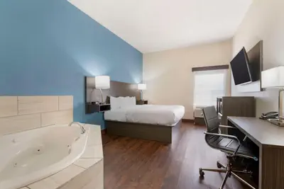 Photo 4 - Best Western Plus South Holland Chicago Southland