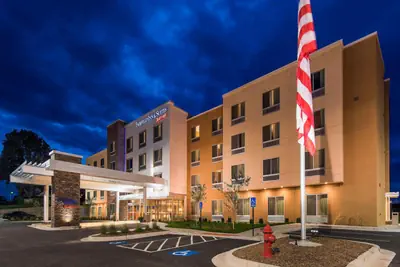 Photo 2 - Fairfield Inn & Suites by Marriott Leavenworth