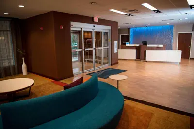 Photo 3 - Fairfield Inn & Suites by Marriott Cincinnati Uptown/University Area