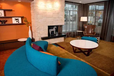 Photo 4 - Fairfield Inn & Suites by Marriott Cincinnati Uptown/University Area