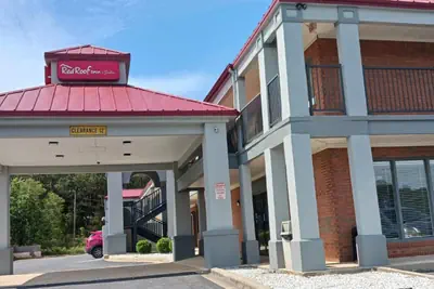 Photo 5 - Red Roof Inn & Suites Scottsboro