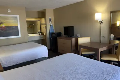 Photo 5 - Days Inn By Wyndham Lexington-Columbia