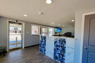 Photo 3 - Budget Inn & Suites
