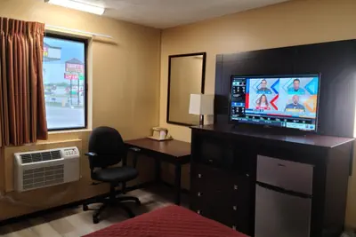 Photo 5 - Budgetel inn & Suites