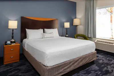Photo 4 - Fairfield Inn & Suites by Marriott Wichita Downtown