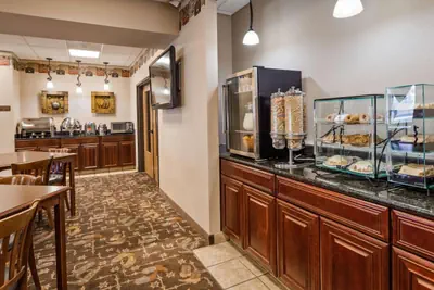 Photo 5 - Best Western Plus Country Inn & Suites