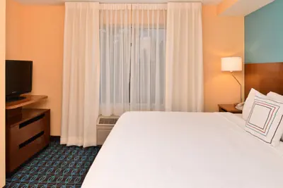 Photo 4 - Fairfield Inn & Suites Cleveland Avon