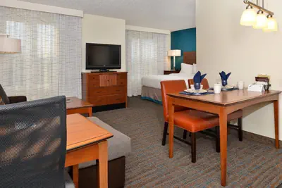 Photo 5 - Residence Inn by Marriott Denver Airport at Gateway Park