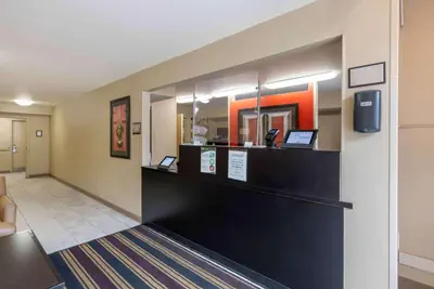 Photo 2 - Suburban Studios Copley Akron West