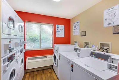 Photo 4 - Suburban Studios Copley Akron West