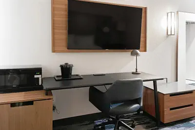 Photo 5 - Fairfield Inn & Suites by Marriott Rogers