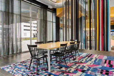 Photo 3 - Aloft by Marriott Chicago O'Hare