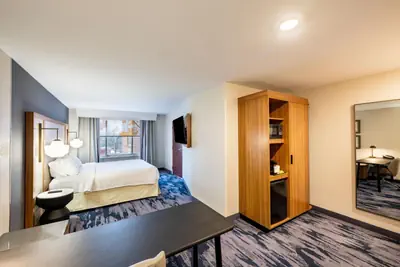 Photo 4 - Fairfield Inn & Suites by Marriott St Louis Chesterfield