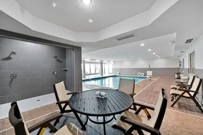 Photo 3 - Country Inn & Suites by Radisson, Bloomington-Normal Airport, IL