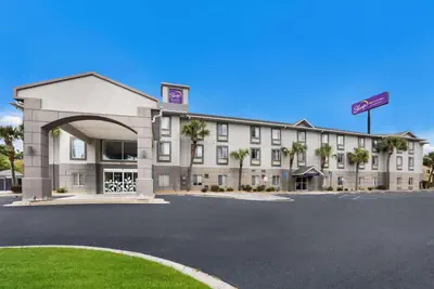 Photo 2 - Sleep Inn & Suites Valdosta Mall Area