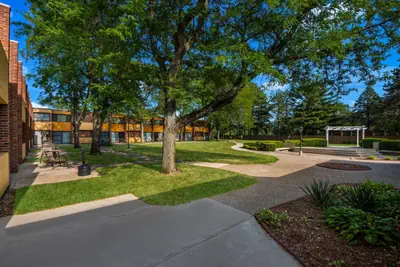 Photo 5 - Best Western Prairie Inn & Conference Center