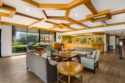 Photo 4 - Best Western Prairie Inn & Conference Center