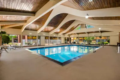 Photo 2 - Best Western Prairie Inn & Conference Center