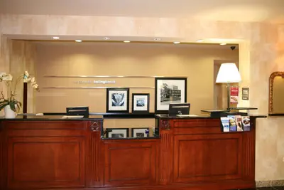 Photo 4 - Hampton Inn & Suites Bolingbrook