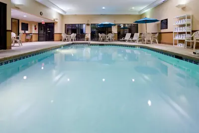 Photo 4 - Hampton Inn Cedar Rapids