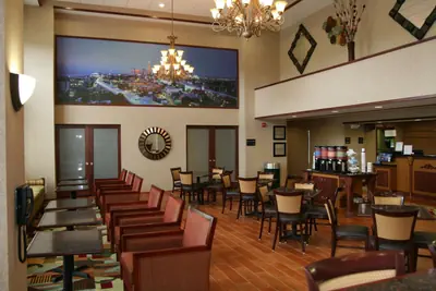 Photo 5 - Hampton Inn & Suites Cleveland-Mentor