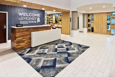 Photo 3 - Hampton Inn & Suites Phenix City- Columbus Area