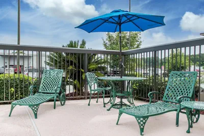 Photo 3 - Hampton Inn Douglas