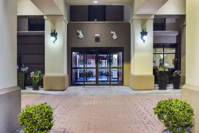 Photo 2 - Hampton Inn Hinesville