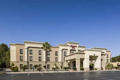Photo 3 - Hampton Inn Hinesville