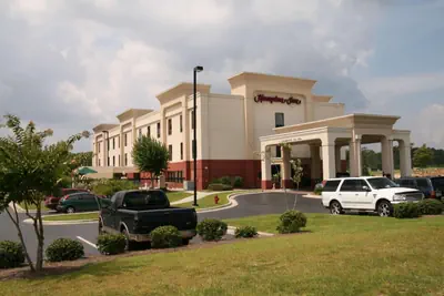 Photo 2 - Hampton Inn Havelock
