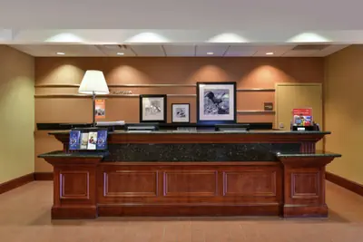 Photo 4 - Hampton Inn Harrison