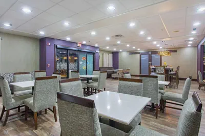 Photo 4 - Hampton Inn Cullman