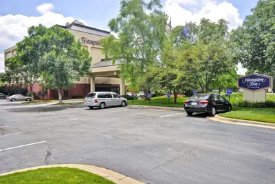 Photo 3 - Hampton Inn Overland Park
