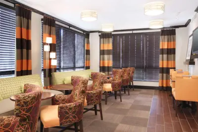 Photo 4 - Hampton Inn Overland Park