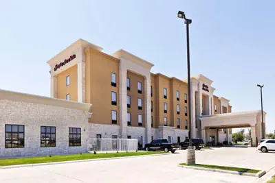 Photo 2 - Hampton Inn & Suites Liberal