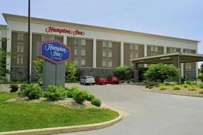 Photo 2 - Hampton Inn Lima