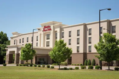 Photo 3 - Hampton Inn & Suites Prattville