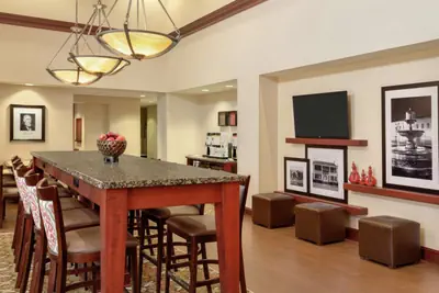 Photo 4 - Hampton Inn & Suites Prattville
