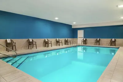 Photo 4 - Hampton Inn Kansas City Blue Springs