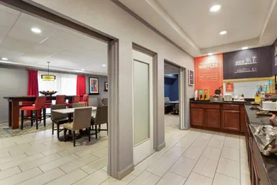 Photo 5 - Hampton Inn Kansas City Blue Springs
