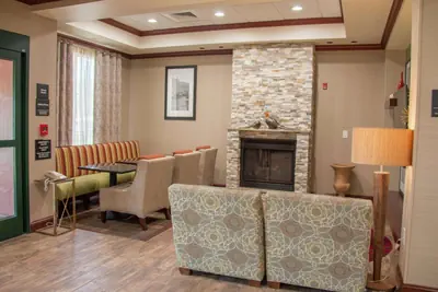 Photo 4 - Hampton Inn Murphy