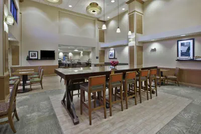 Photo 4 - Hampton Inn & Suites Plattsburgh