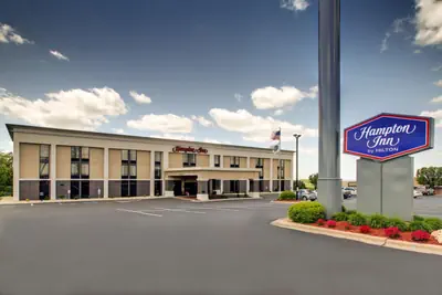 Photo 3 - Hampton Inn Rolla