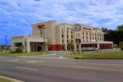 Photo 2 - Hampton Inn Washington