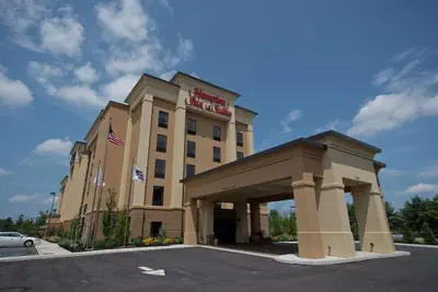 Photo 2 - Hampton Inn & Suites Vineland