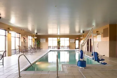 Photo 4 - Hampton Inn & Suites Vineland